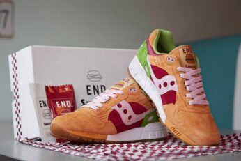 END. 20th anniversary Saucony